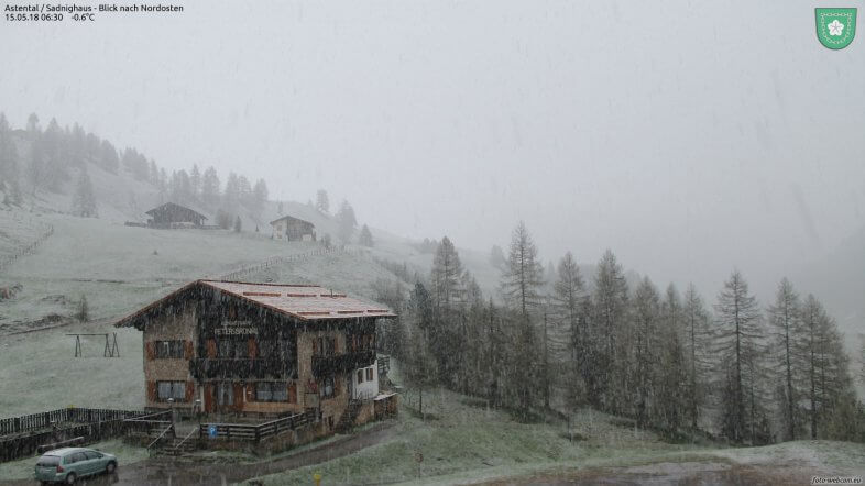 Tief VADJMA bringt Schnee auf den Bergen