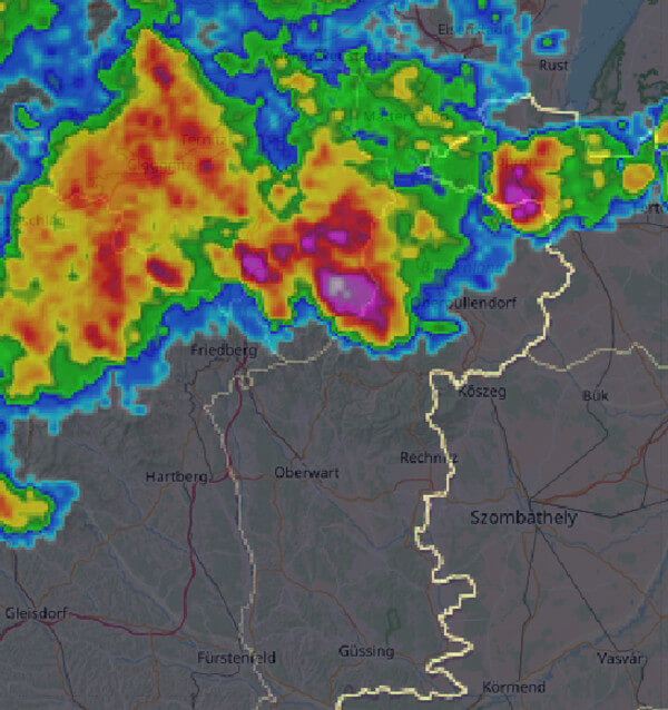 Gewitter im Burgenland um 15:45 Uhr. ©AustroControl / UBIMET