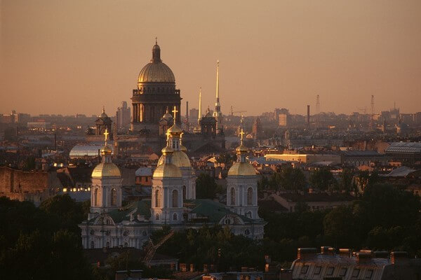 Weiße Nacht in St. Petersburg