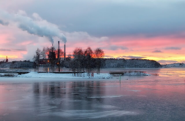 Industrieanlange im Winter - pixabay.com