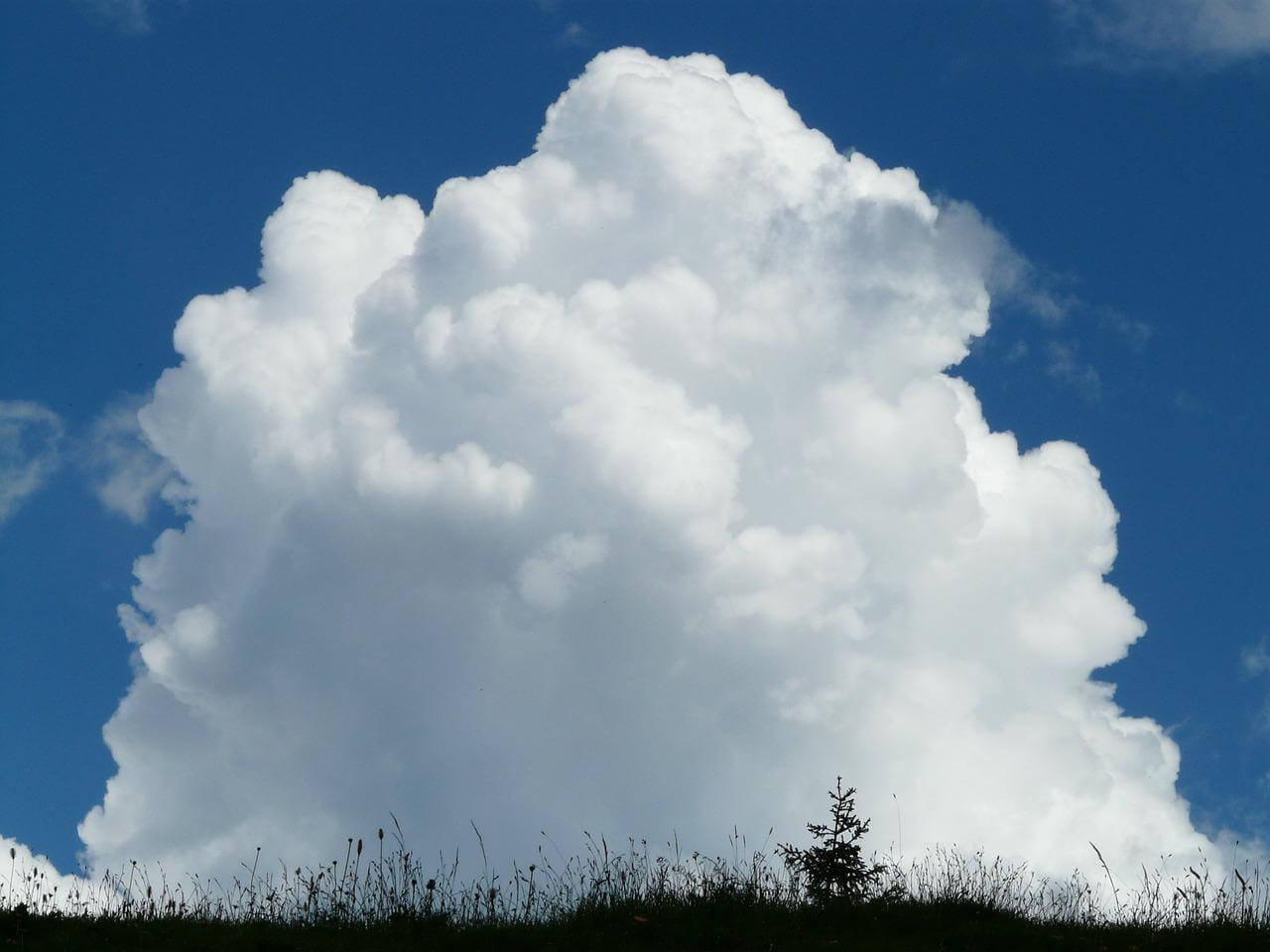 Quellwolken am Himmel © pixabay.com