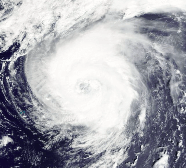 Satellitenbild Hurrikan Earl, Quelle: https://worldview.earthdata.nasa.gov/