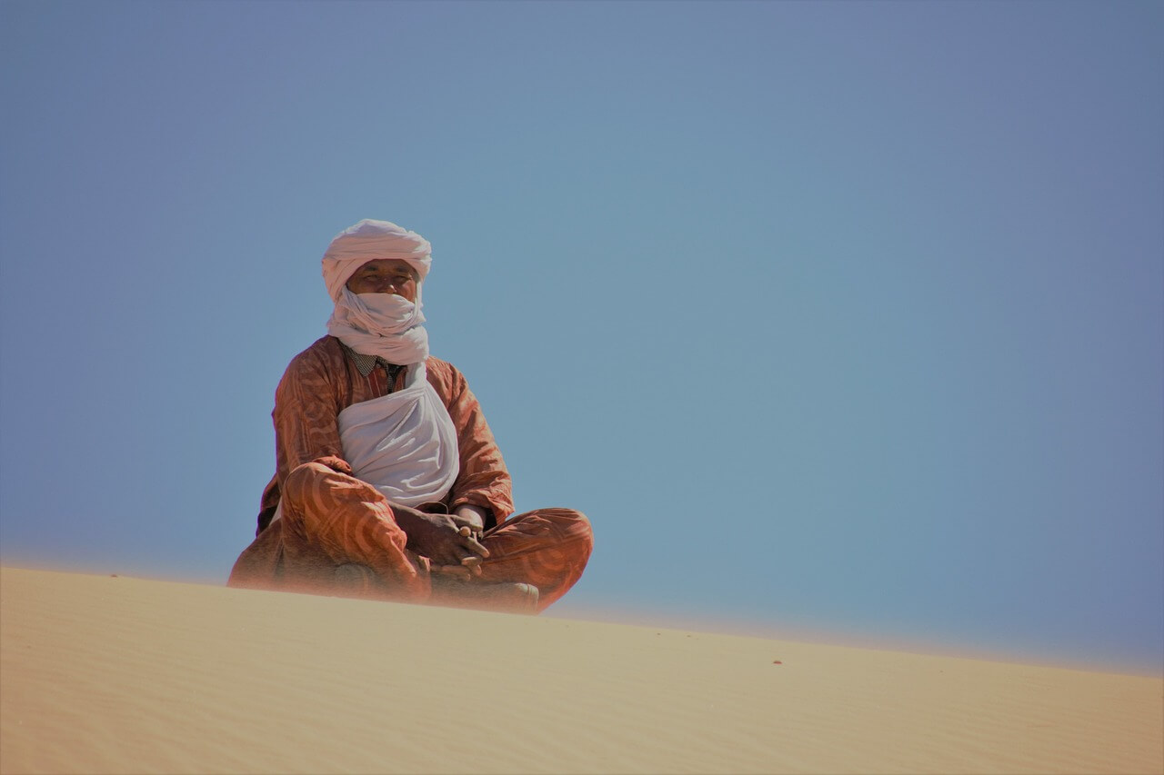 Beduine in der Algerischen Wüste - pixabay.com