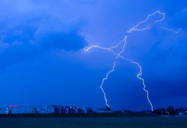 Am Freitag sonnig, später im Westen Gewitter