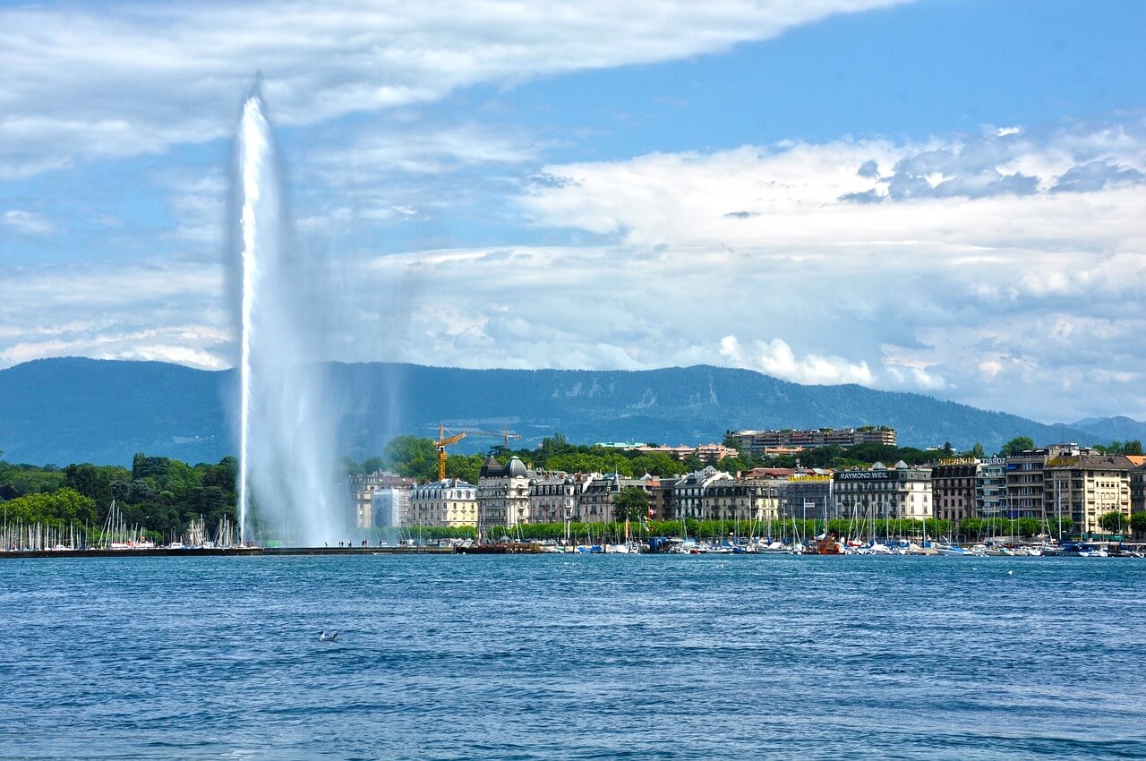 Genf im Sommer © https://pixabay.com/de/photos/genf-schweiz-europa-schweizerisch-670479/