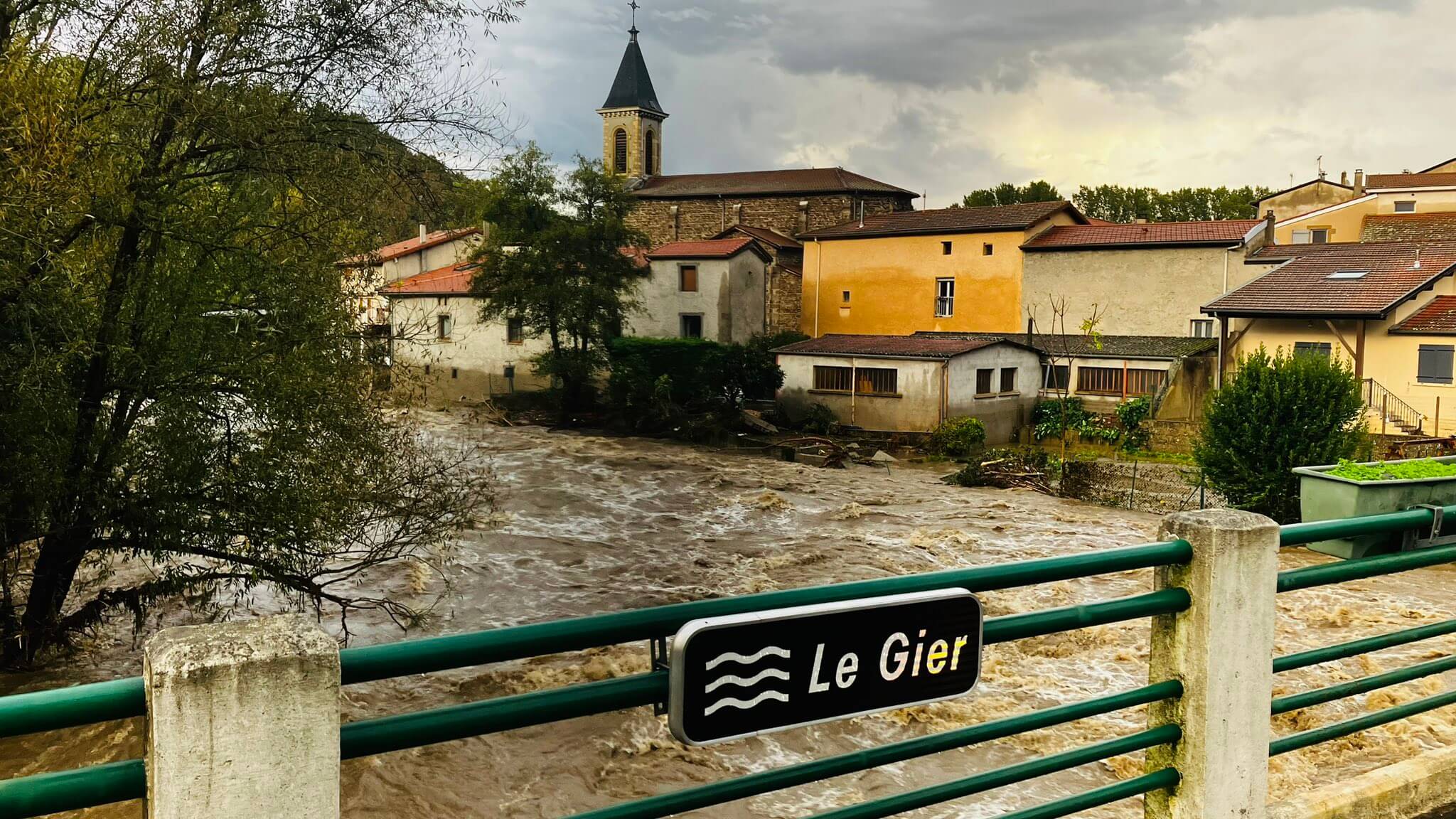 Hochwasser in Frankreich am 17. Oktober 2024 - Quelle: https://x.com/FredericBadard