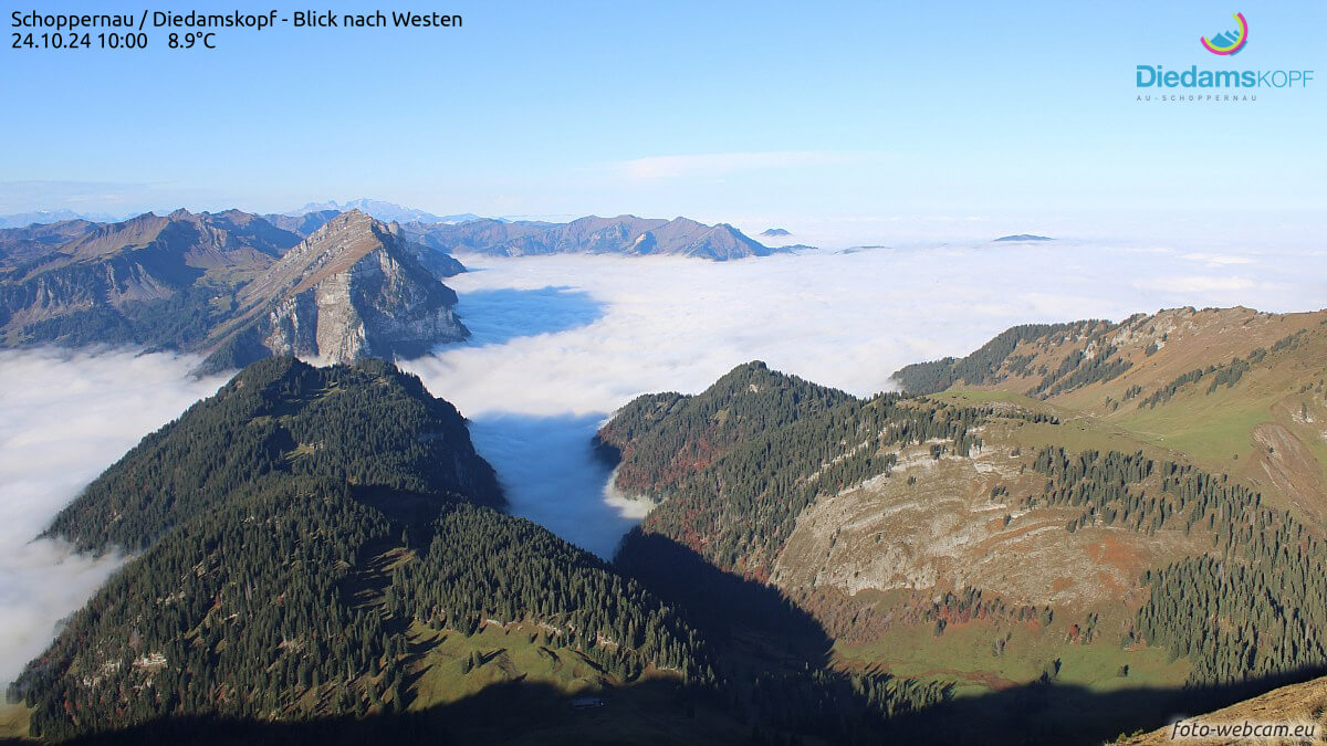 So ähnlich wie heute werden sich viele Tage der Herbstferien präsentieren.
Quelle: https://www.foto-webcam.eu/webcam/diedamskopf/