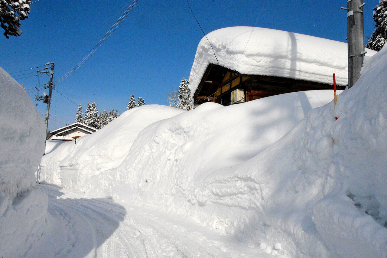 Schnee in Japan.