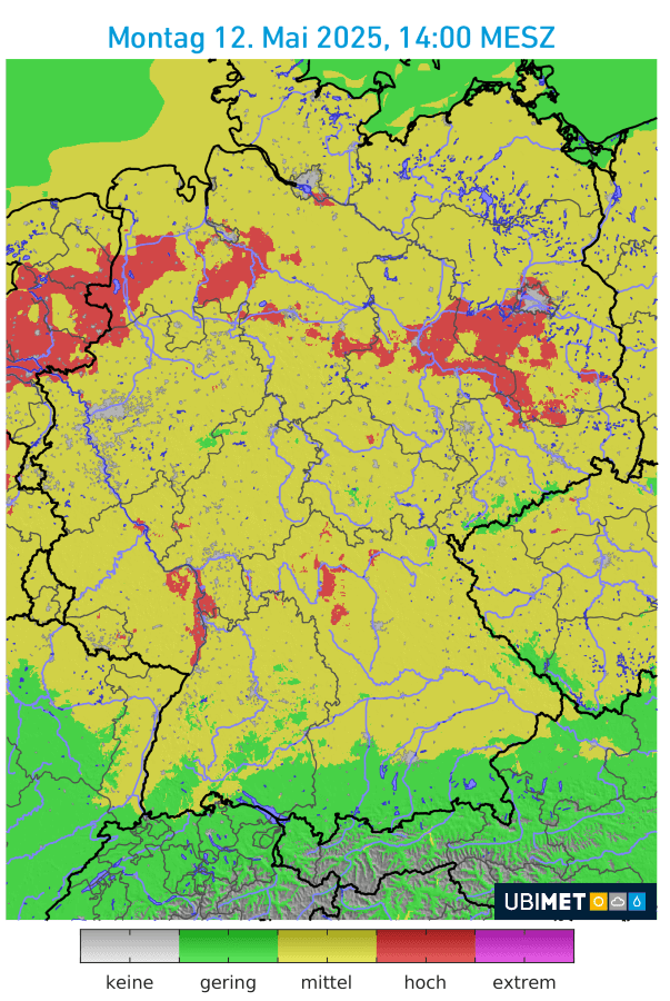 Waldbrandgefahr, exemplarisch für Montag, dem 12. Mai 2025. Recht verbreitet herrscht durch die Trockenheit in Deutschland mittlere, besonders im Norden teils hohe Waldbrandgefahr. | © UBIMET