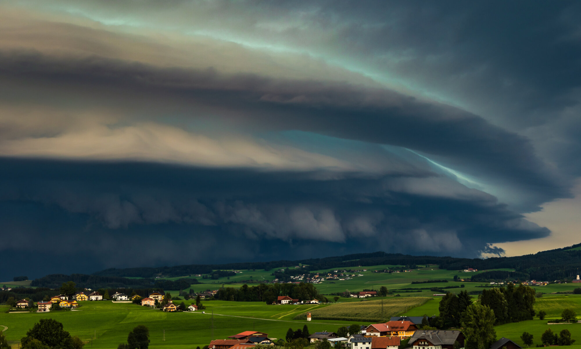 Beeindruckende Gewitterlinie in Deutschland © Unwetterfreaks