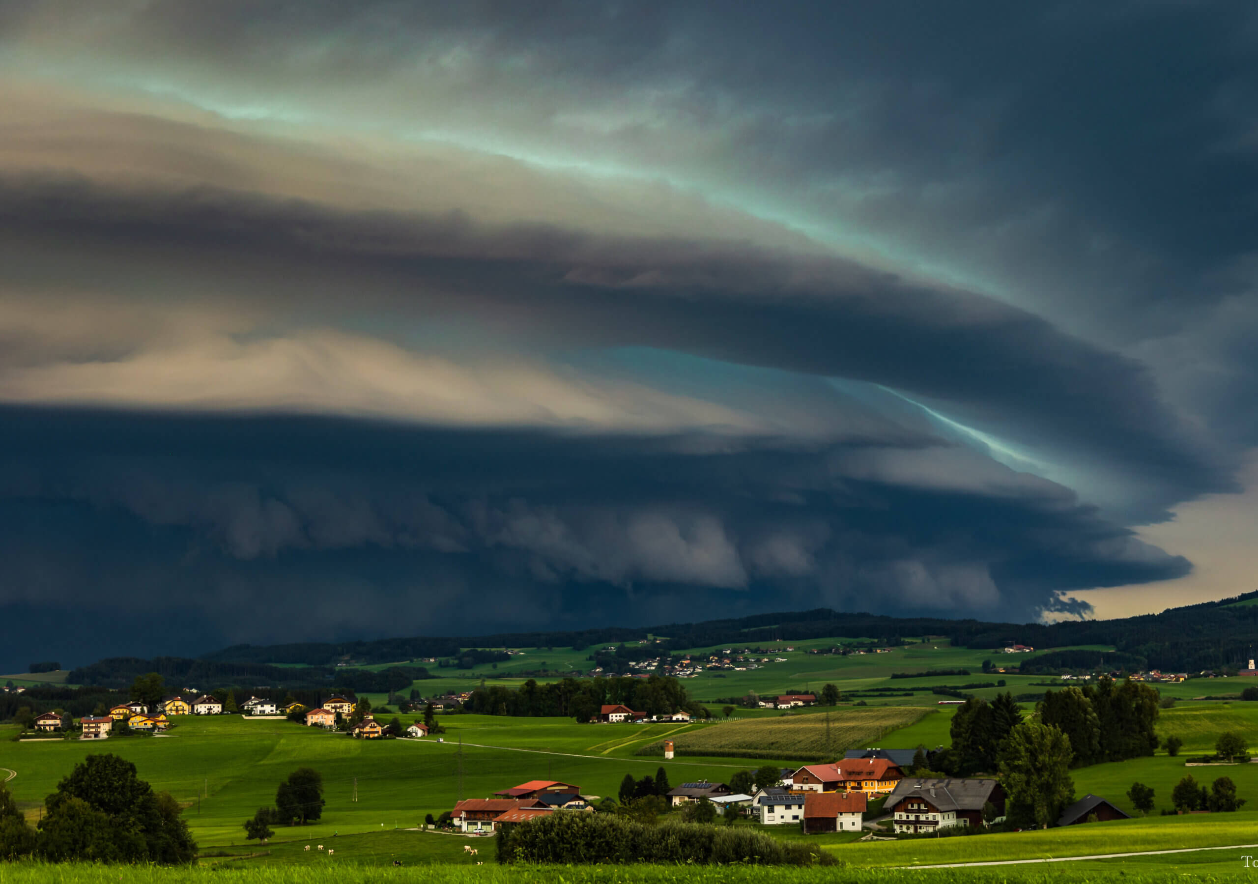 Beeindruckende Gewitterlinie in Deutschland © Unwetterfreaks