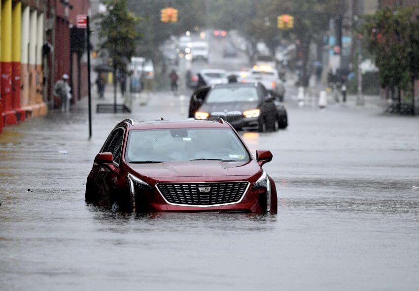 Heftige Unwetter im Nordosten der USA: Rekordregen führt zu Überschwemmungen