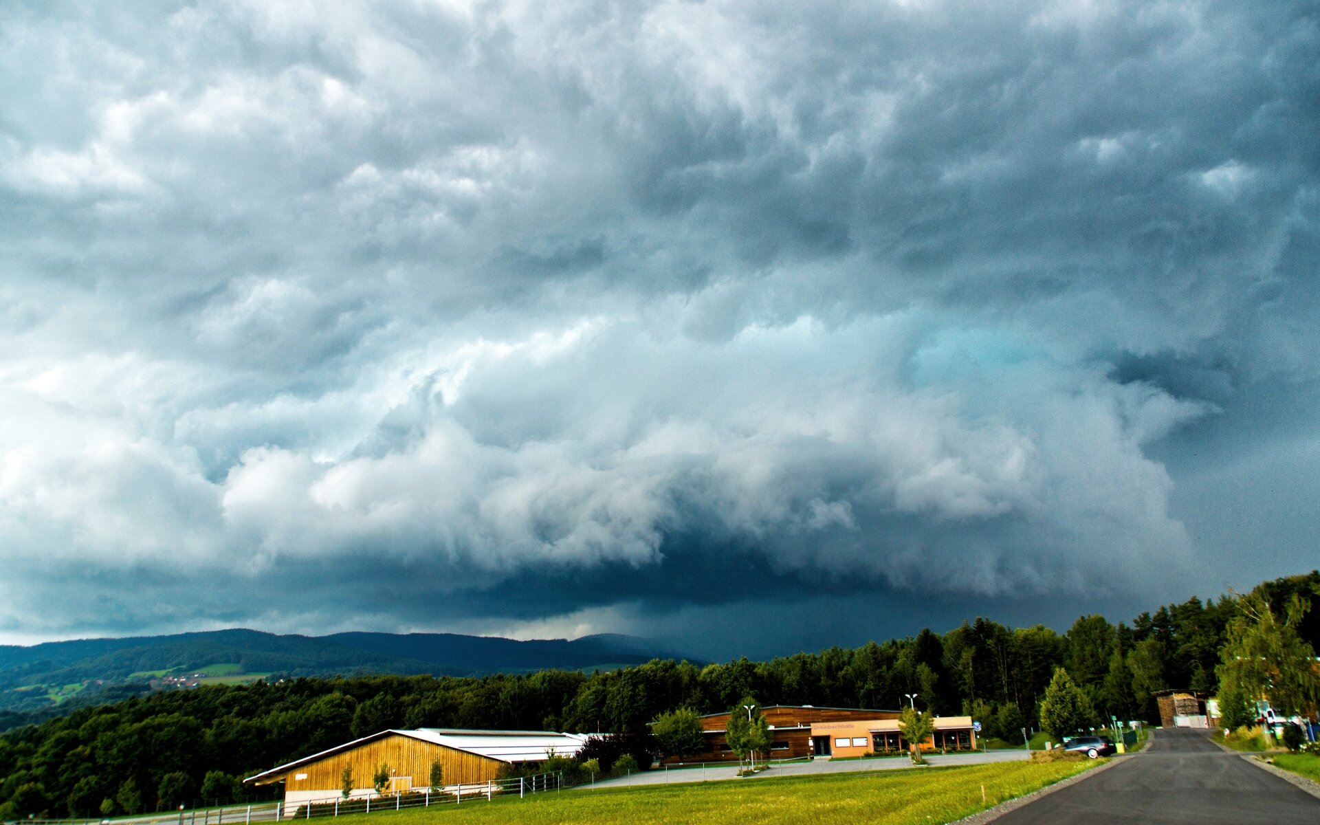 Gewitterwolke in der Steiermark - Christoph Matella, UBIMET