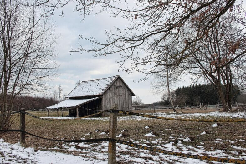 Am Samstag lokal leicht unbeständig und glatt, sonst auch sonnig