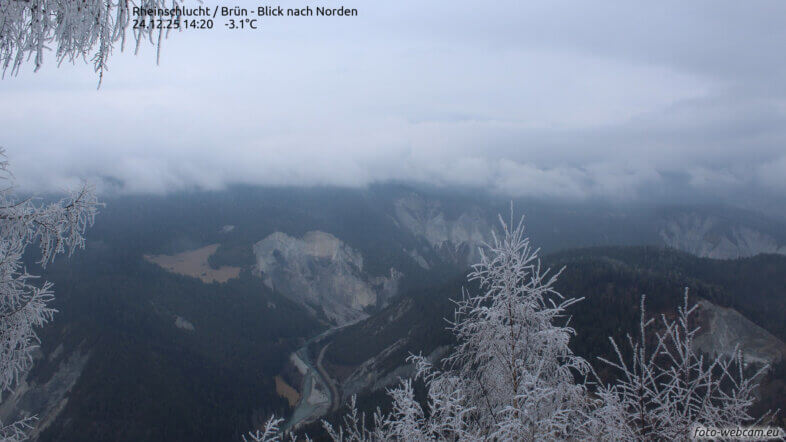 Am Weihnachtstag weiterhin Hochnebel im Flachland