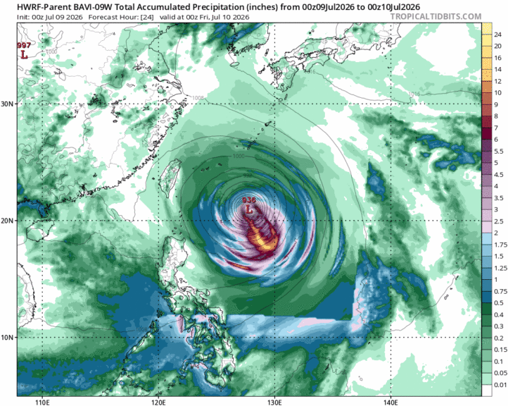 Niederschlag: 24-stündige Niederschlagsprognose des HWRF-Modells für Supertaifun BAVI. Lokal sind extreme Regenmengen zu erwarten. Quelle: Tropical Tidbits.