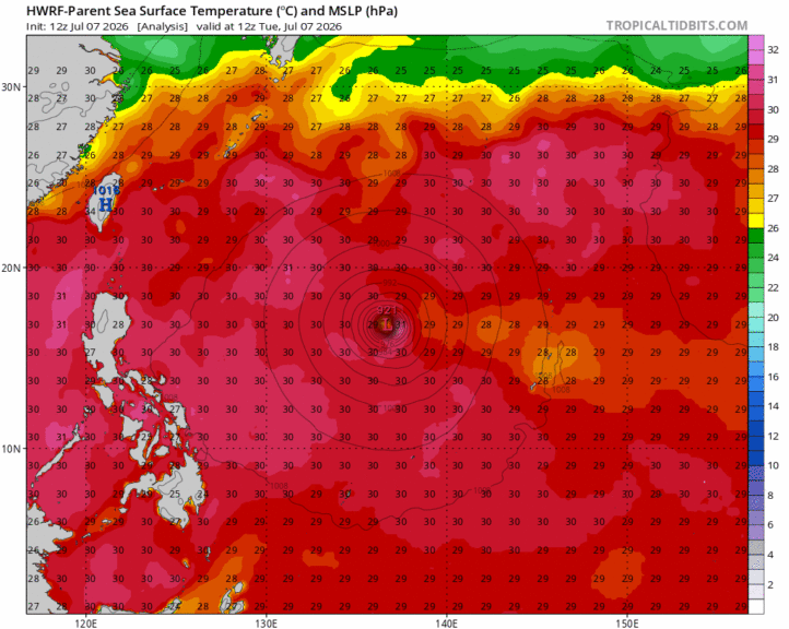SST: Meeresoberflächentemperaturen entlang der Zugbahn von BAVI. Wassertemperaturen über 29 °C begünstigen die Aufrechterhaltung eines sehr intensiven Taifuns. Quelle: Tropical Tidbits.