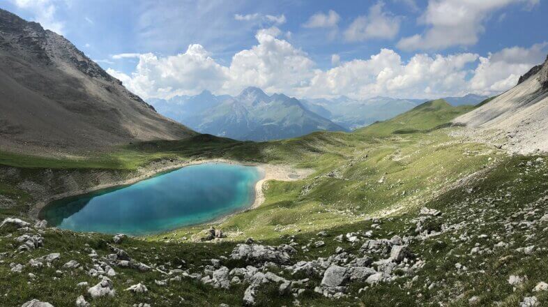 Am Montag sonnig und hochsommerlich warm