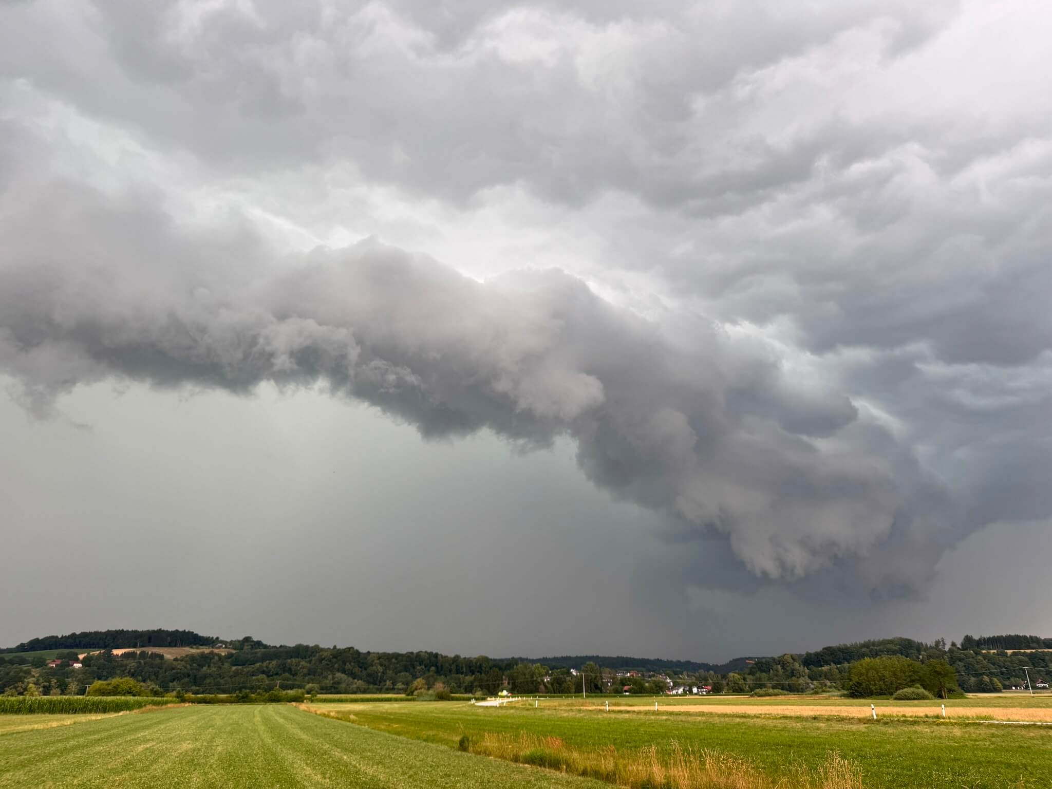 Imposante Gewitterwolke © unwetterfreaks 